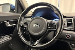 sininen Kia Niro 2019 kuva 16.