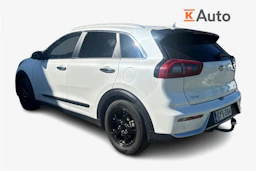 valkoinen Kia Niro 2018 kuva 2.