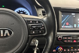 musta Kia Niro 2019 kuva 16.