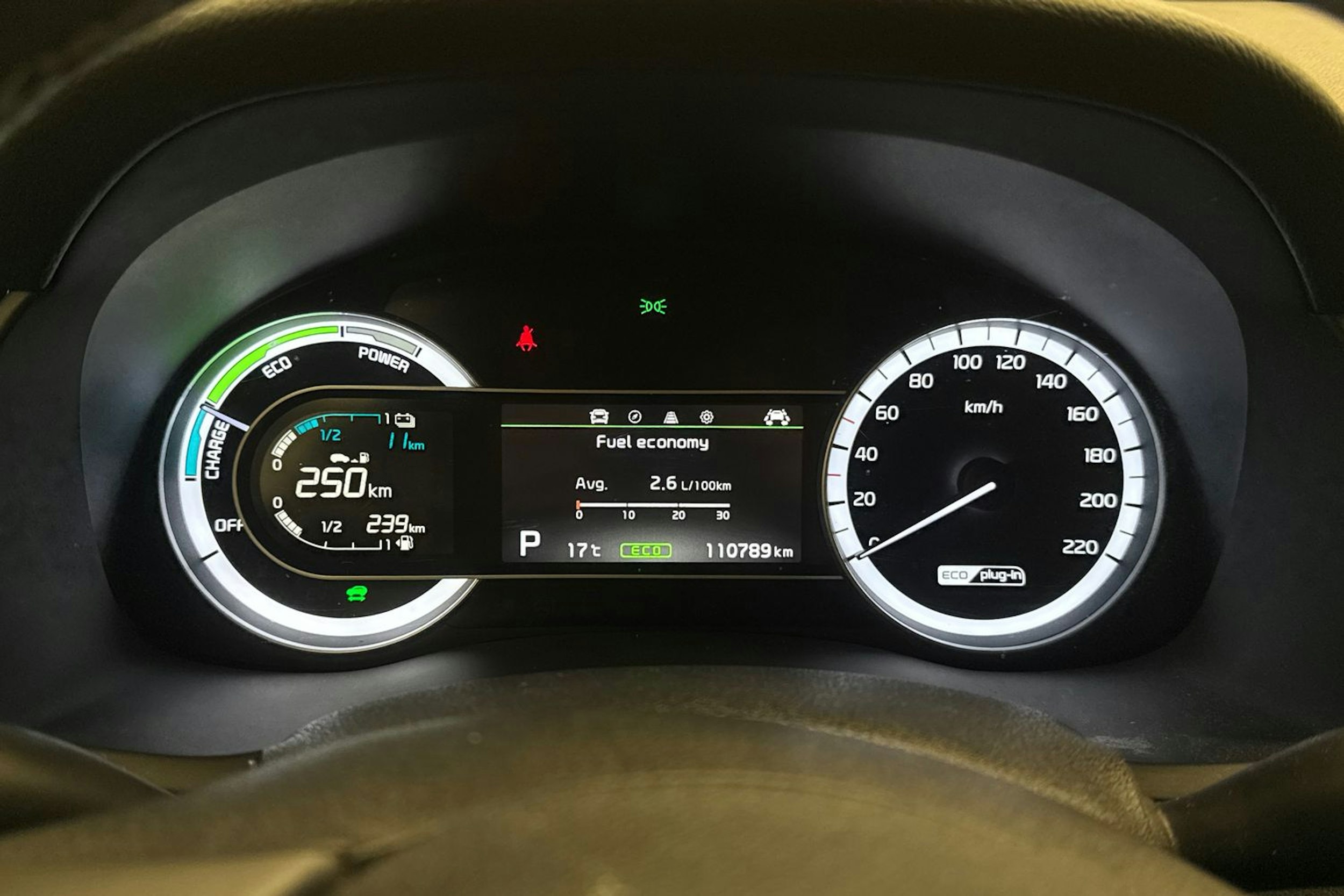 musta Kia Niro 2019 kuva 17.