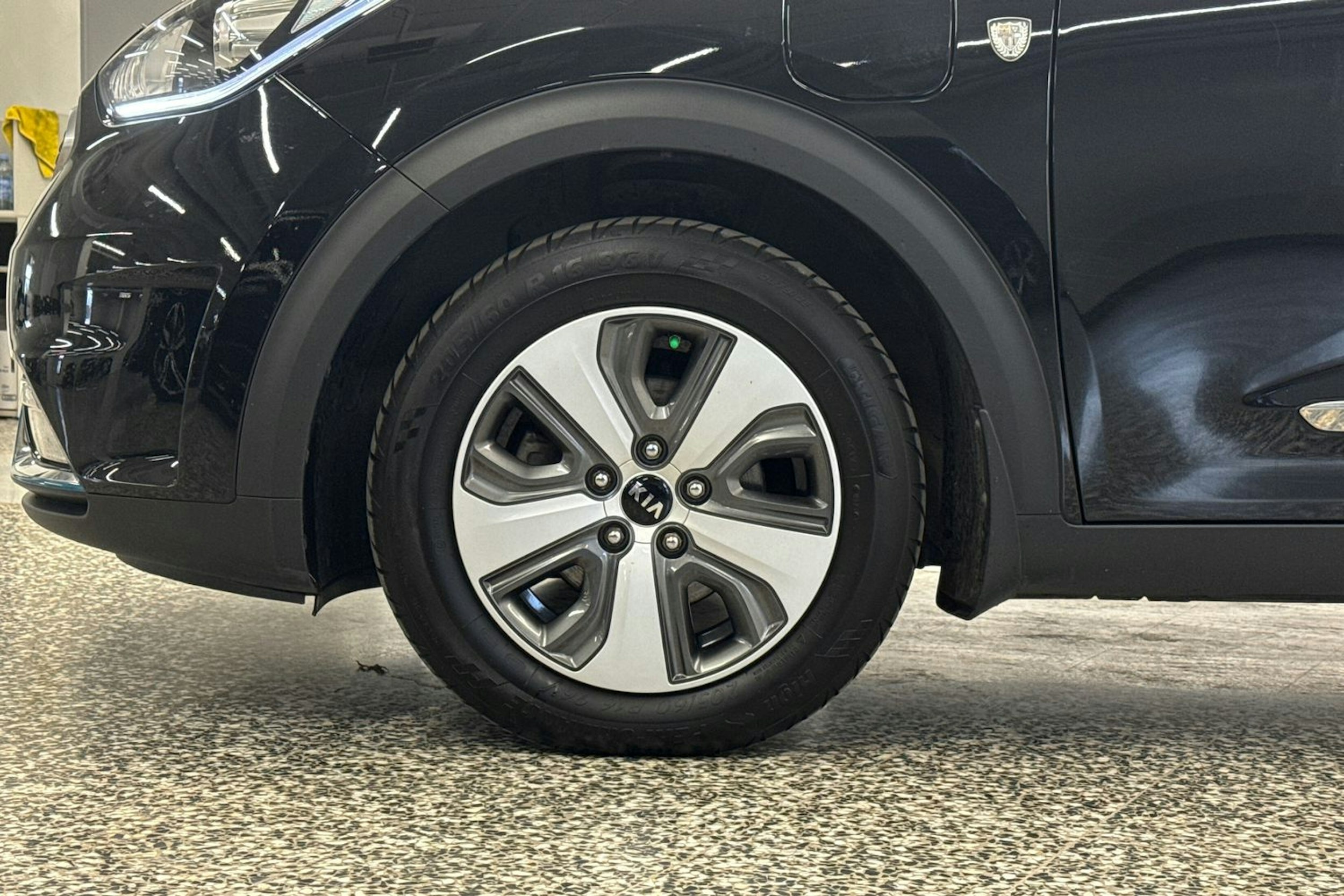 musta Kia Niro 2019 kuva 34.