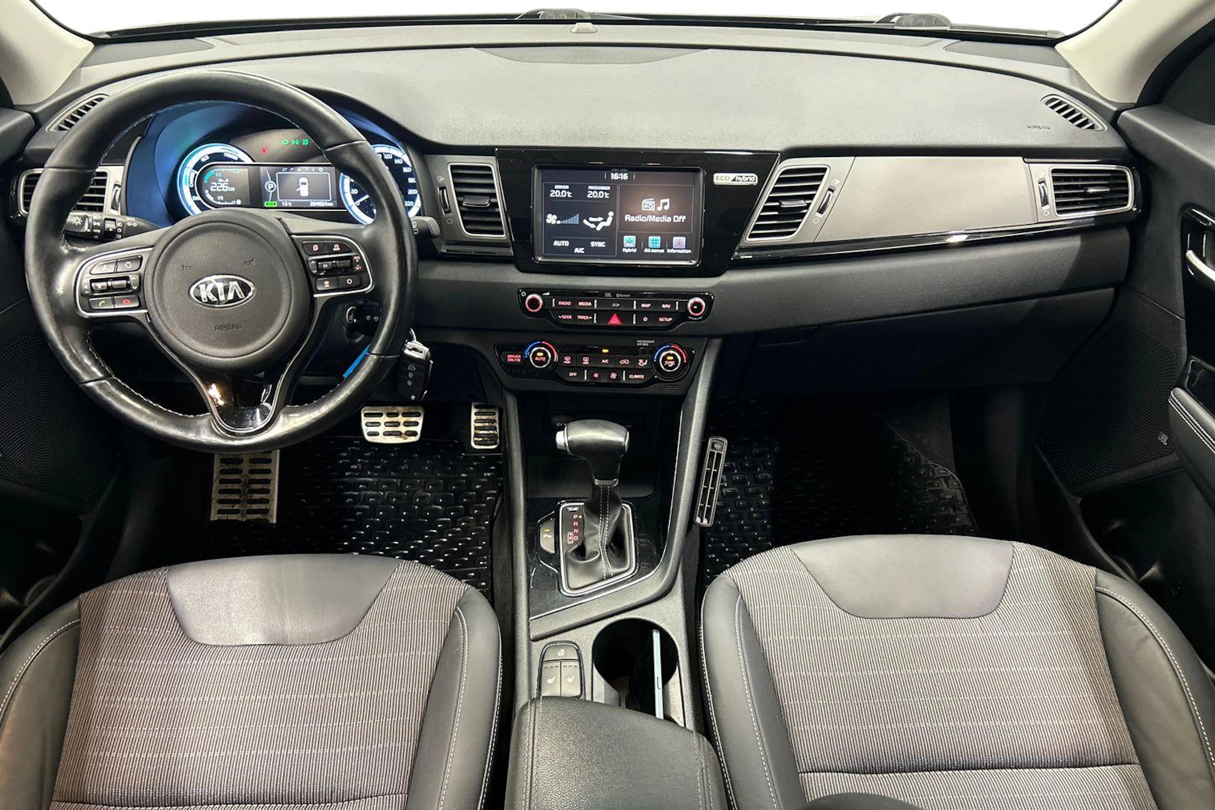 ruskea (beige) Kia Niro 2019 kuva 7.