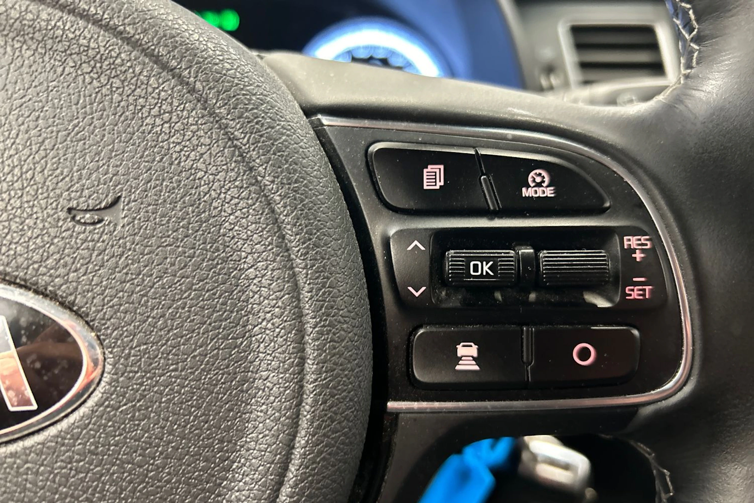 ruskea (beige) Kia Niro 2019 kuva 19.