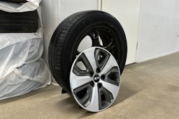 sininen Kia Niro 2019 kuva 13.