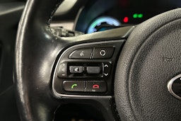 sininen Kia Niro 2019 kuva 23.