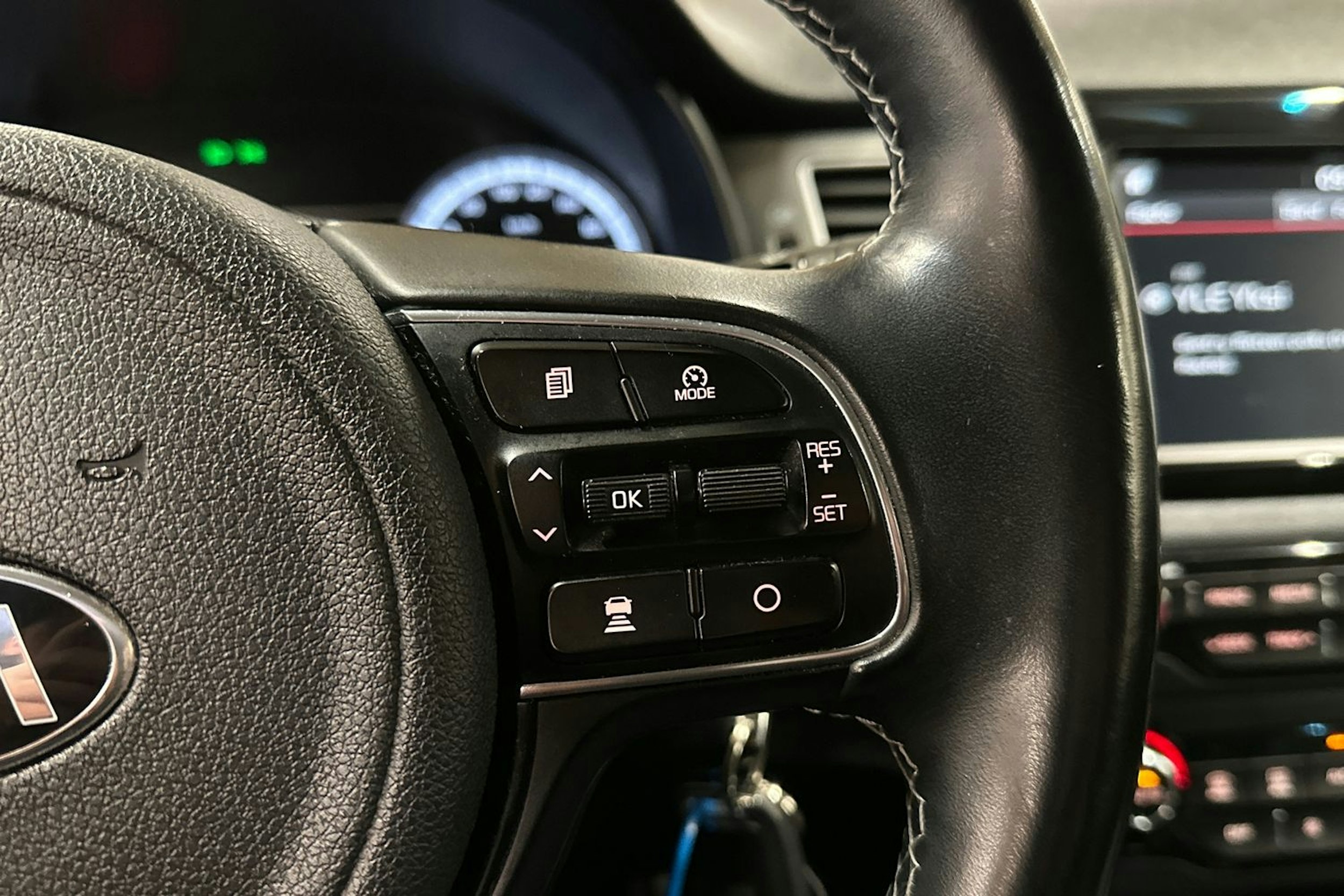 sininen Kia Niro 2019 kuva 24.