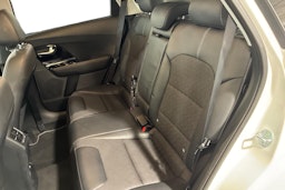 valkoinen Kia Niro 2020 kuva 10.