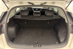 valkoinen Kia Niro 2020 kuva 15.