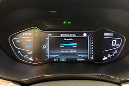 valkoinen Kia Niro 2020 kuva 18.
