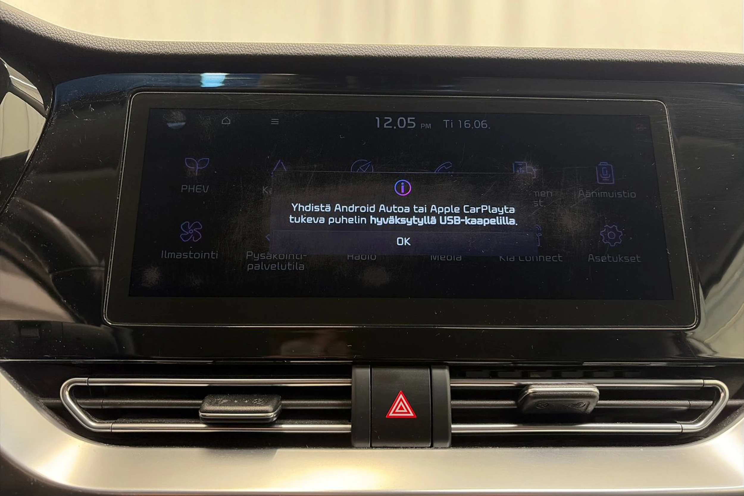 valkoinen Kia Niro 2020 kuva 24.
