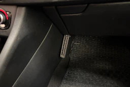 valkoinen Kia Niro 2020 kuva 27.