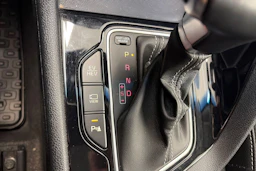 valkoinen Kia Niro 2020 kuva 29.