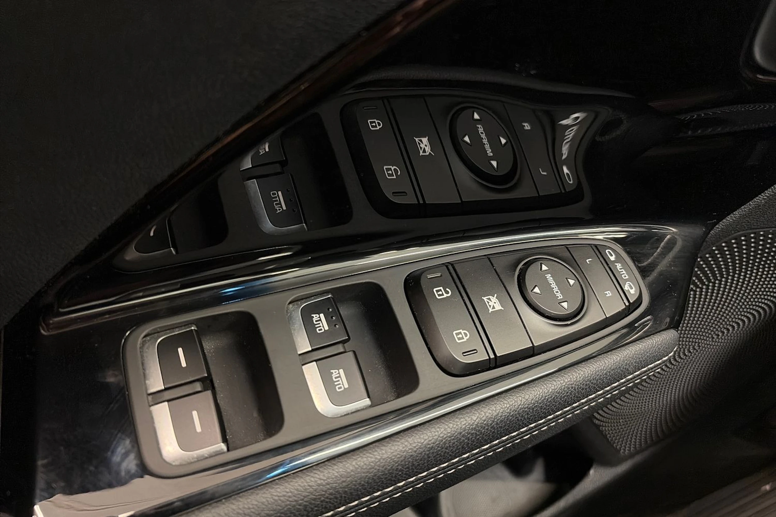 valkoinen Kia Niro 2020 kuva 31.