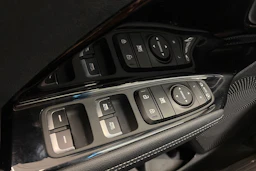 valkoinen Kia Niro 2020 kuva 31.