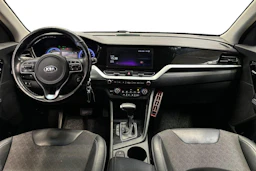 harmaa Kia Niro 2020 kuva 7.