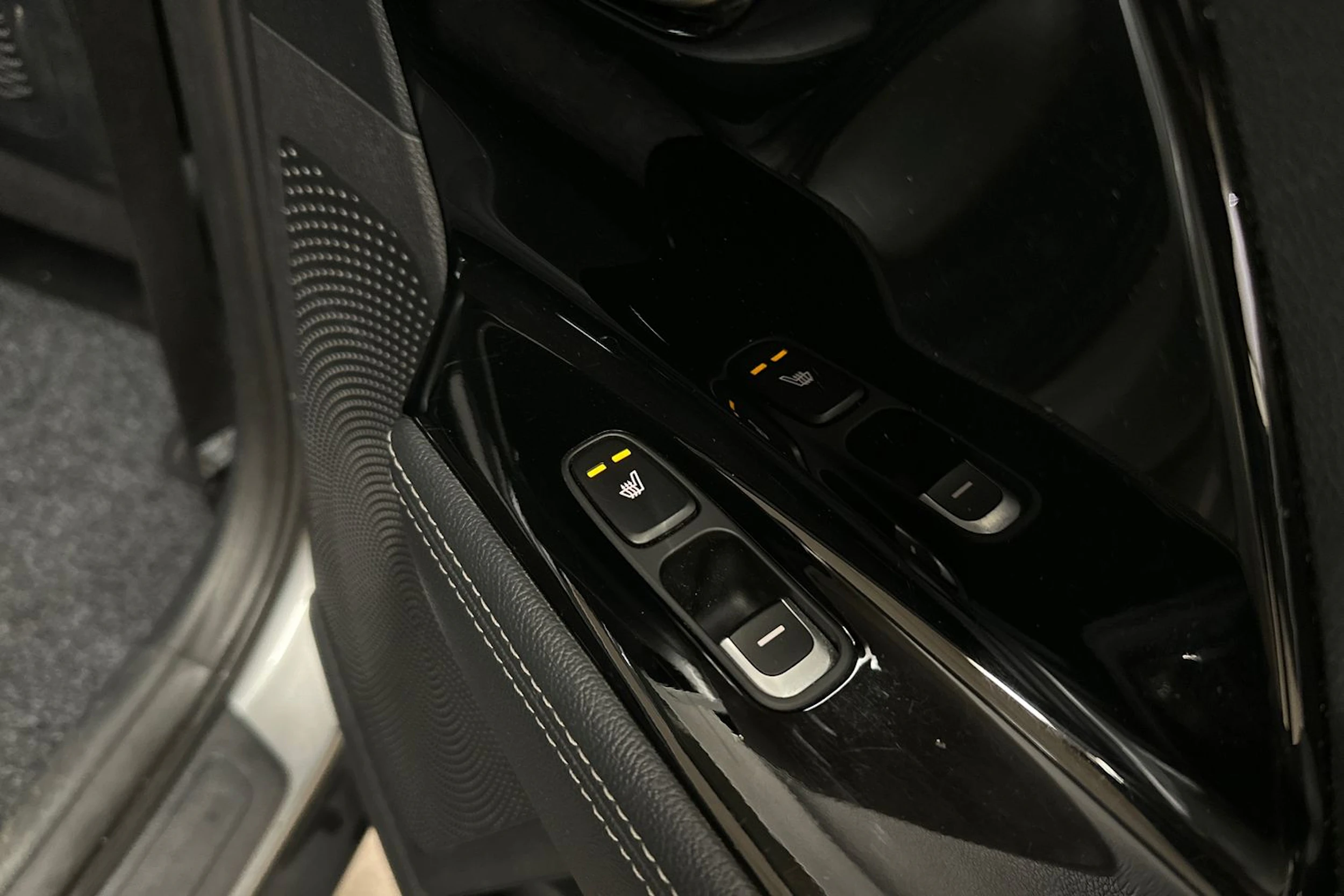 harmaa Kia Niro 2020 kuva 12.
