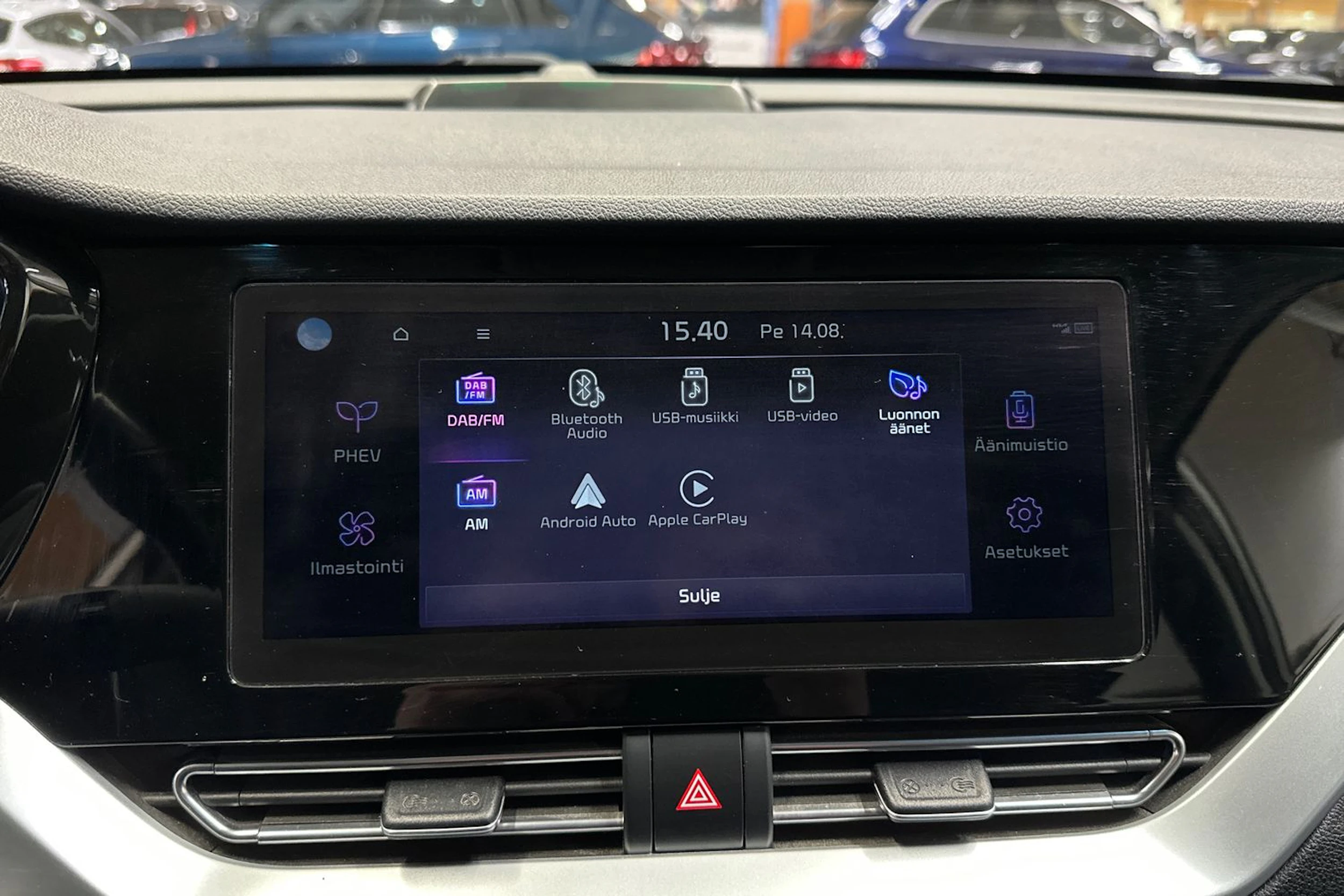 harmaa Kia Niro 2020 kuva 17.