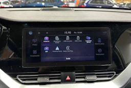harmaa Kia Niro 2020 kuva 17.
