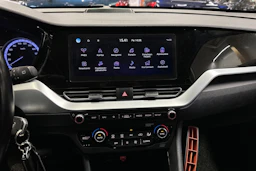 harmaa Kia Niro 2020 kuva 18.