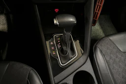 harmaa Kia Niro 2020 kuva 19.