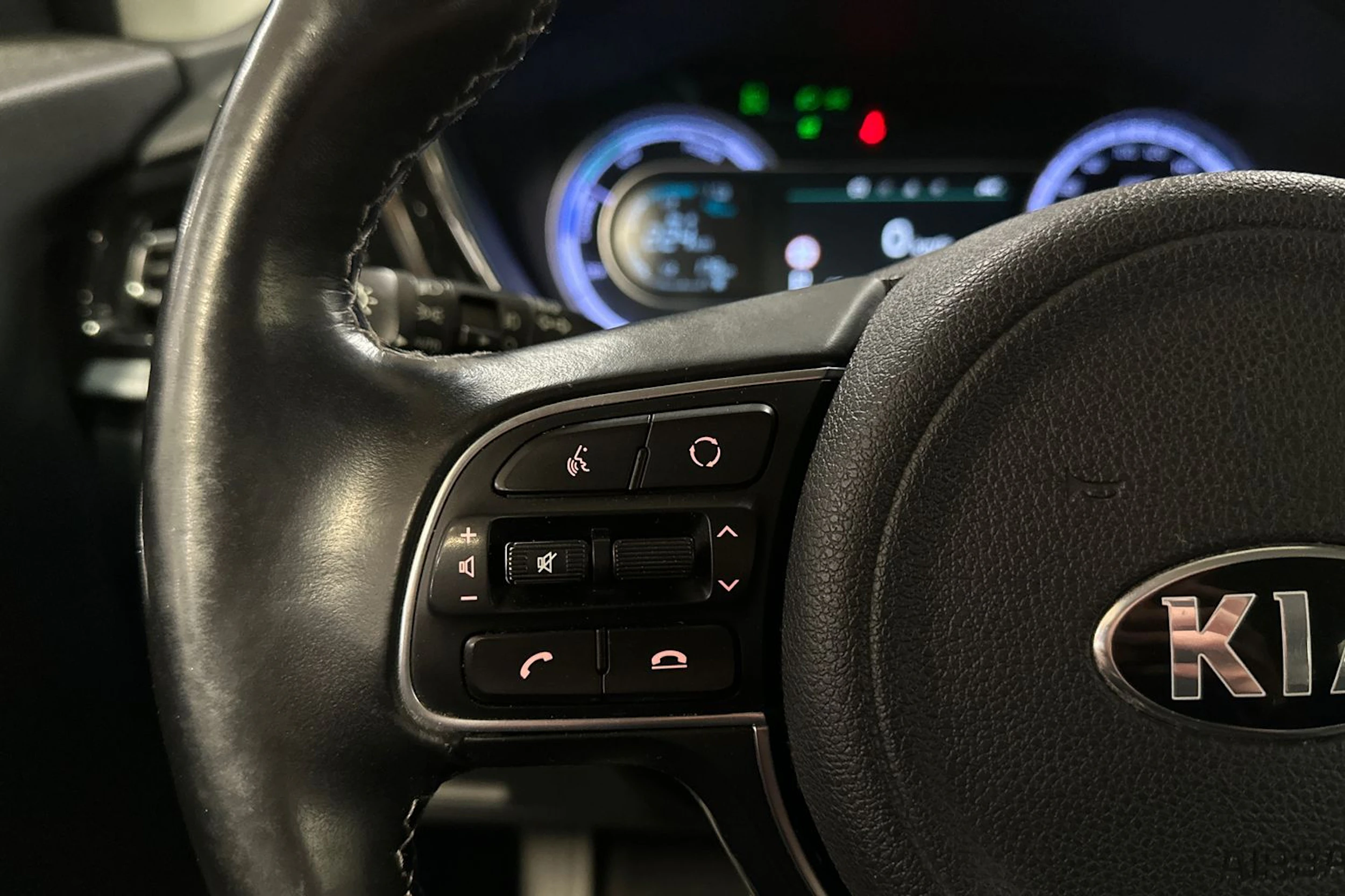 harmaa Kia Niro 2020 kuva 22.