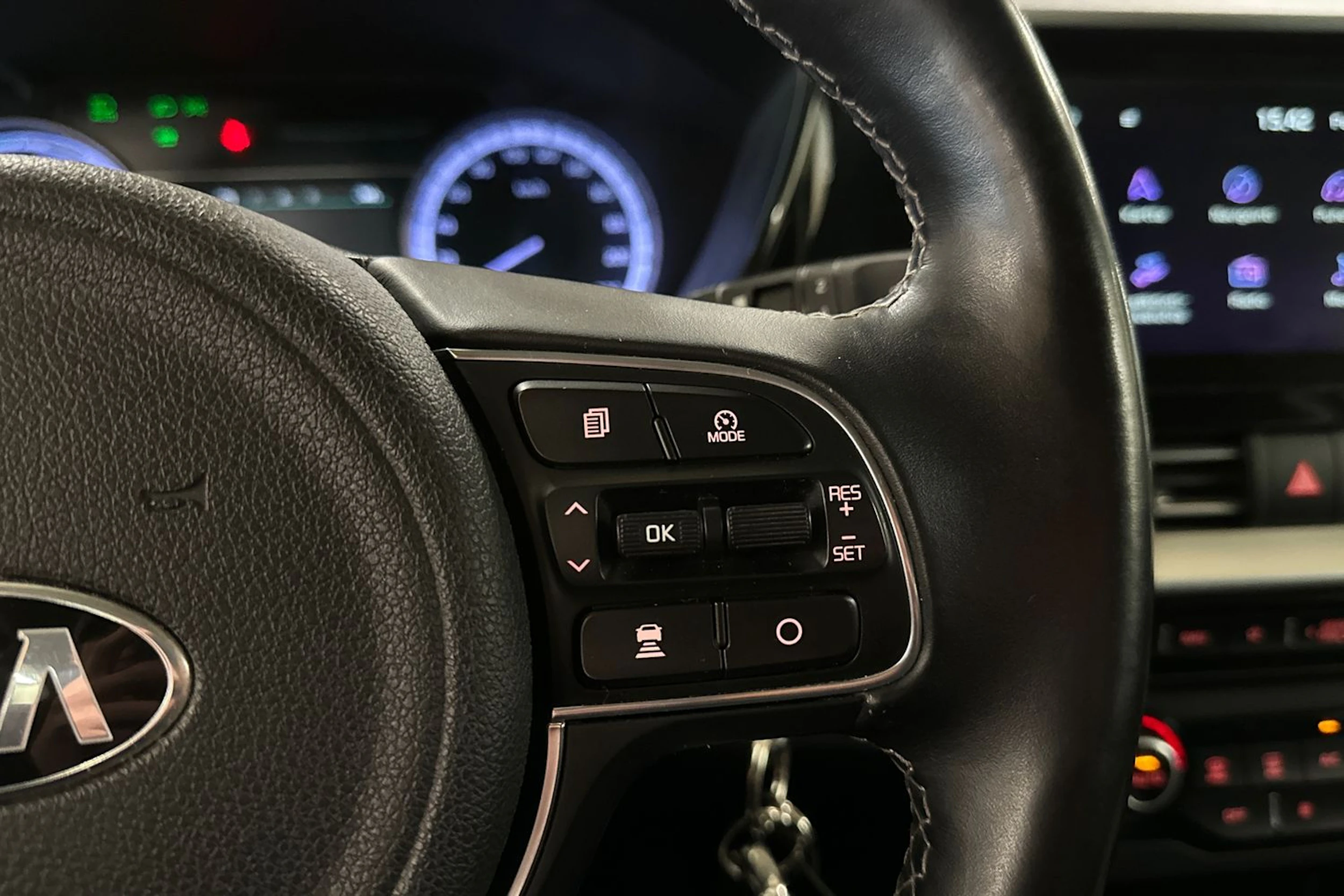 harmaa Kia Niro 2020 kuva 23.