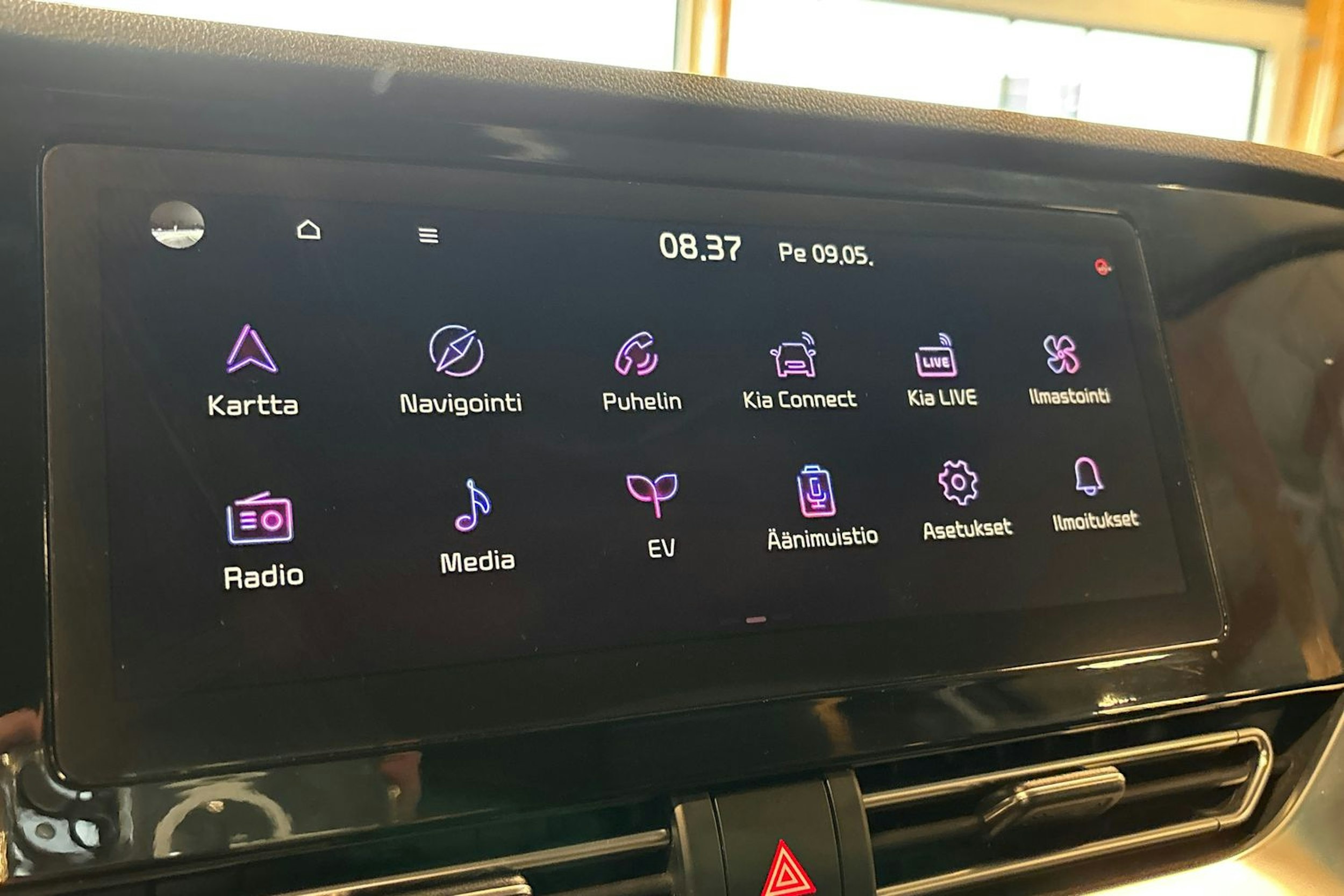 sininen Kia Niro 2021 kuva 20.