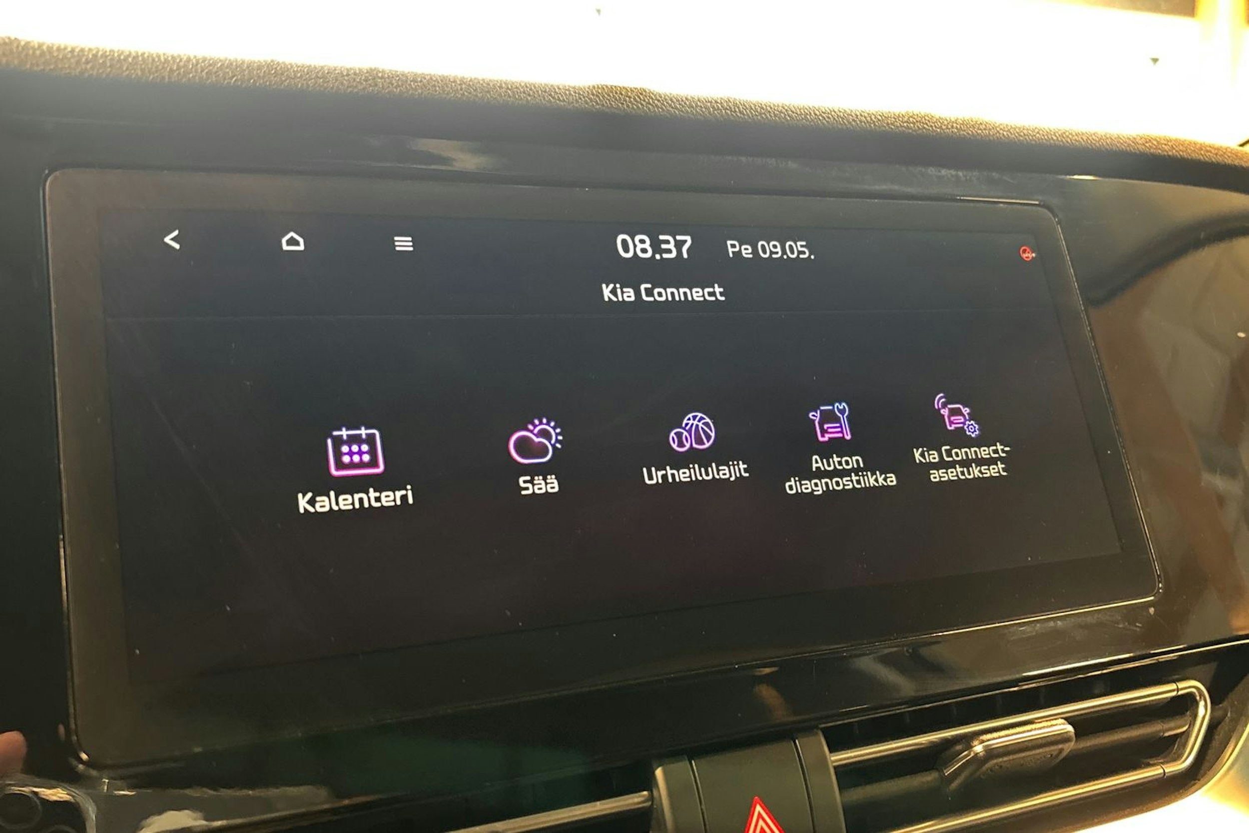 sininen Kia Niro 2021 kuva 24.