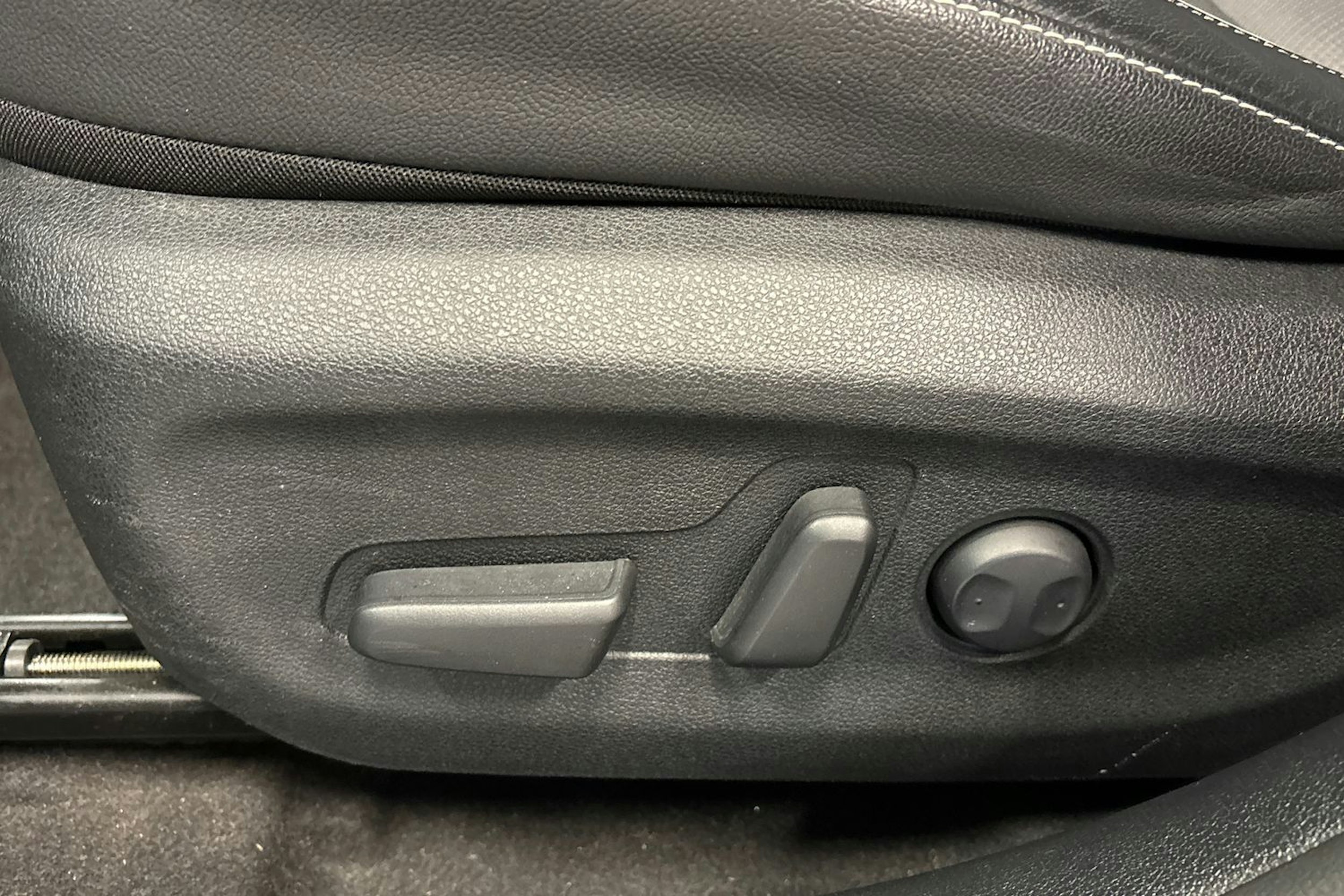 sininen Kia Niro 2021 kuva 33.