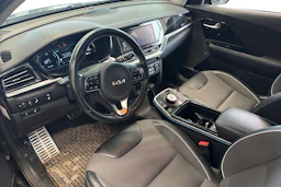 Musta Kia Niro 2021 kuva 3.