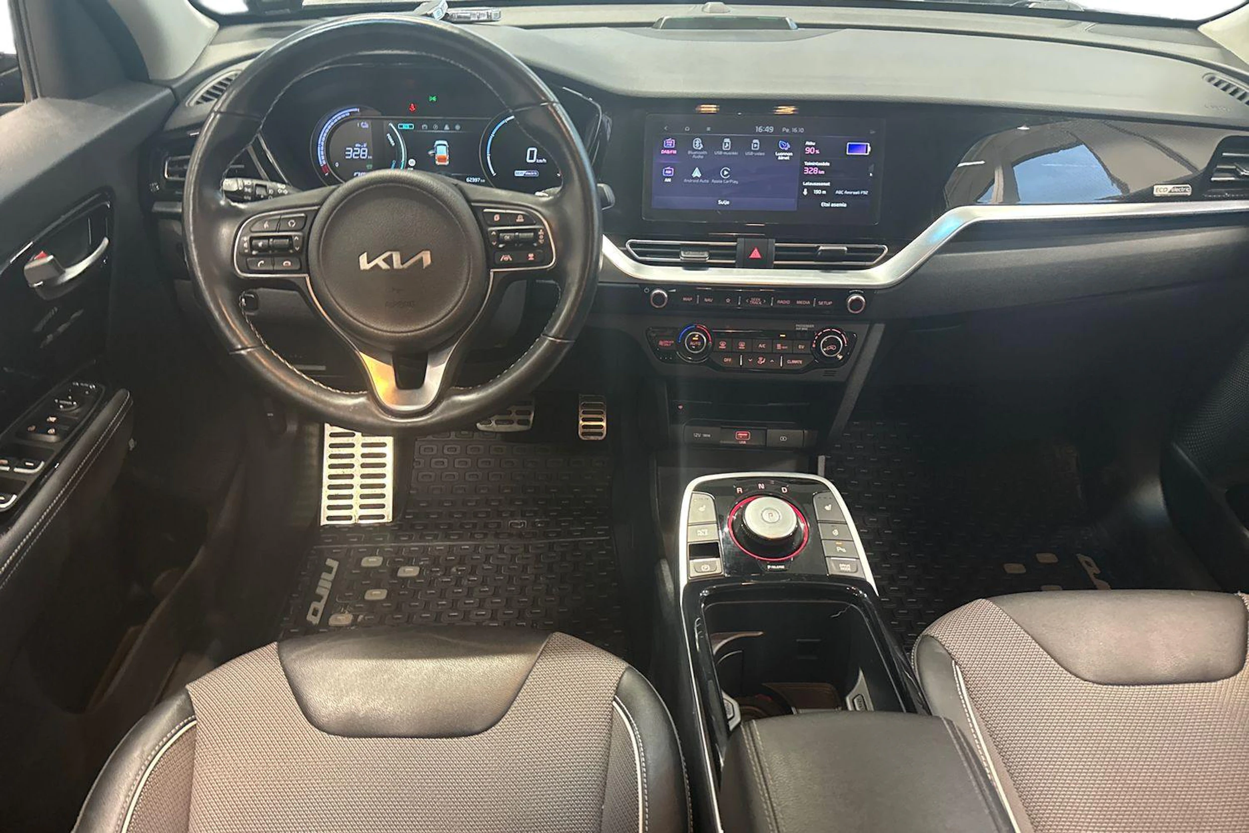 Musta Kia Niro 2022 kuva 12.