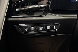 oranssi Kia Niro 2022 kuva 18.