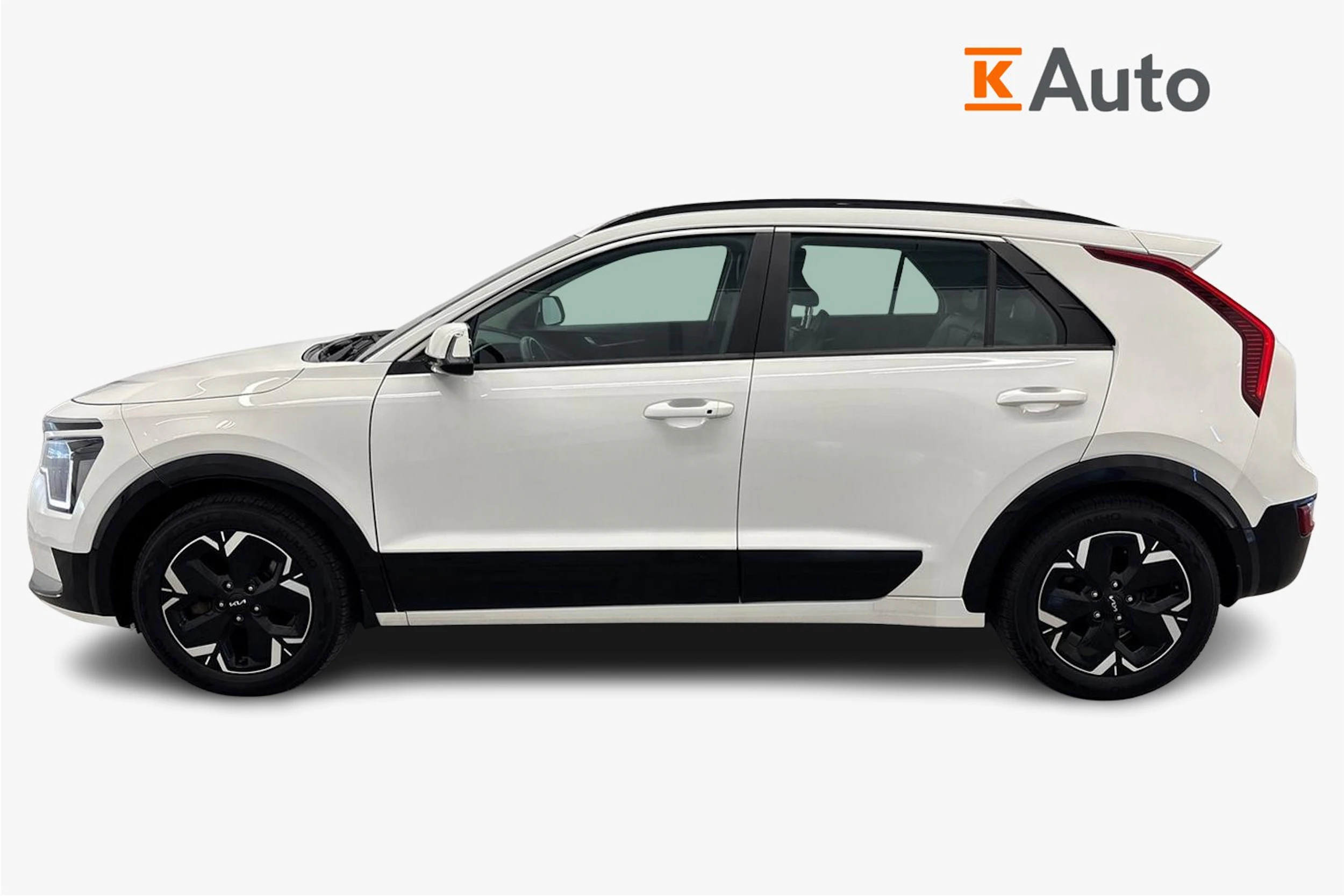 valkoinen Kia Niro 2022 kuva 5.