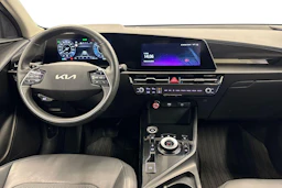 valkoinen Kia Niro 2022 kuva 7.