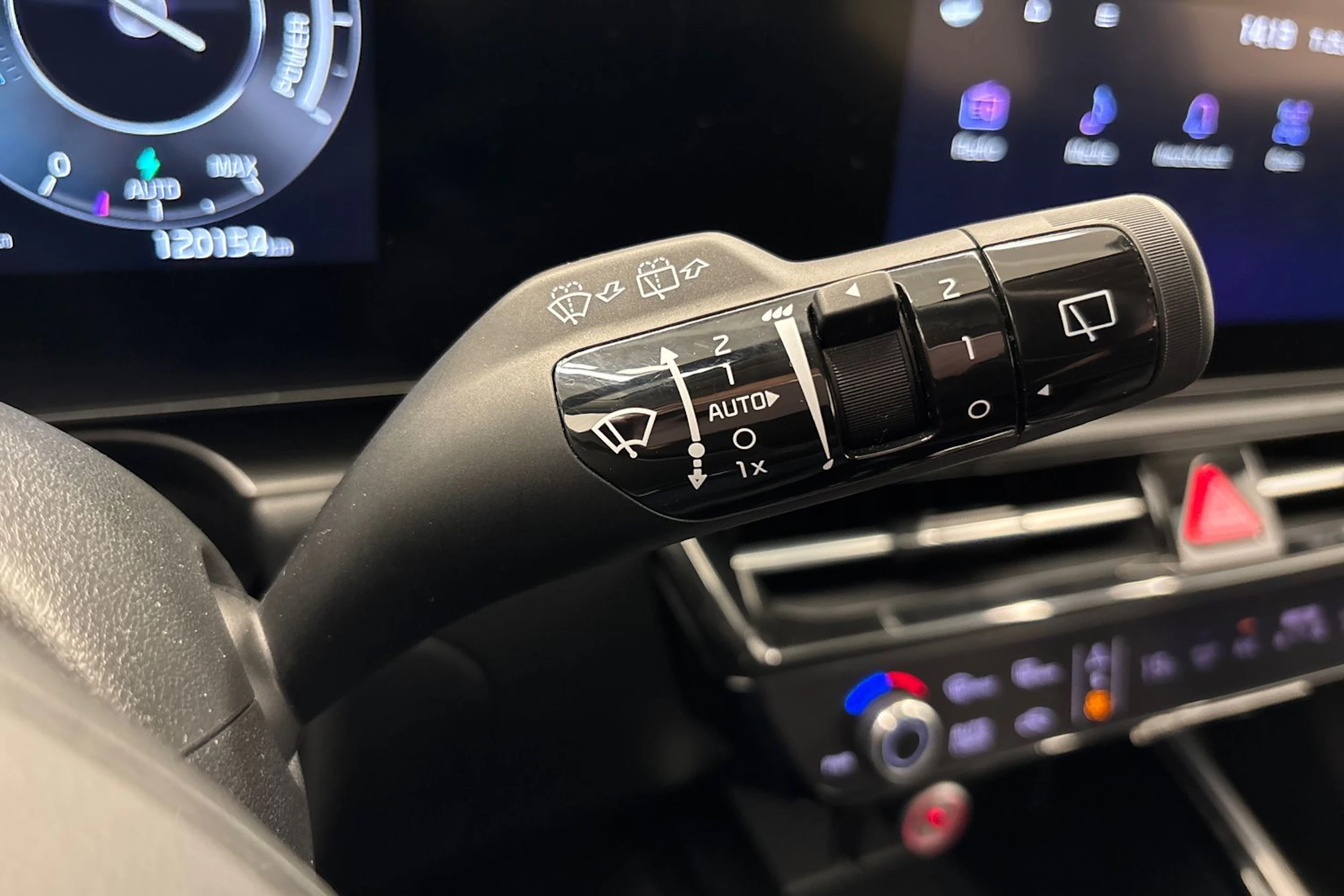 valkoinen Kia Niro 2022 kuva 27.