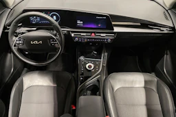 Sininen Kia Niro 2022 kuva 9.