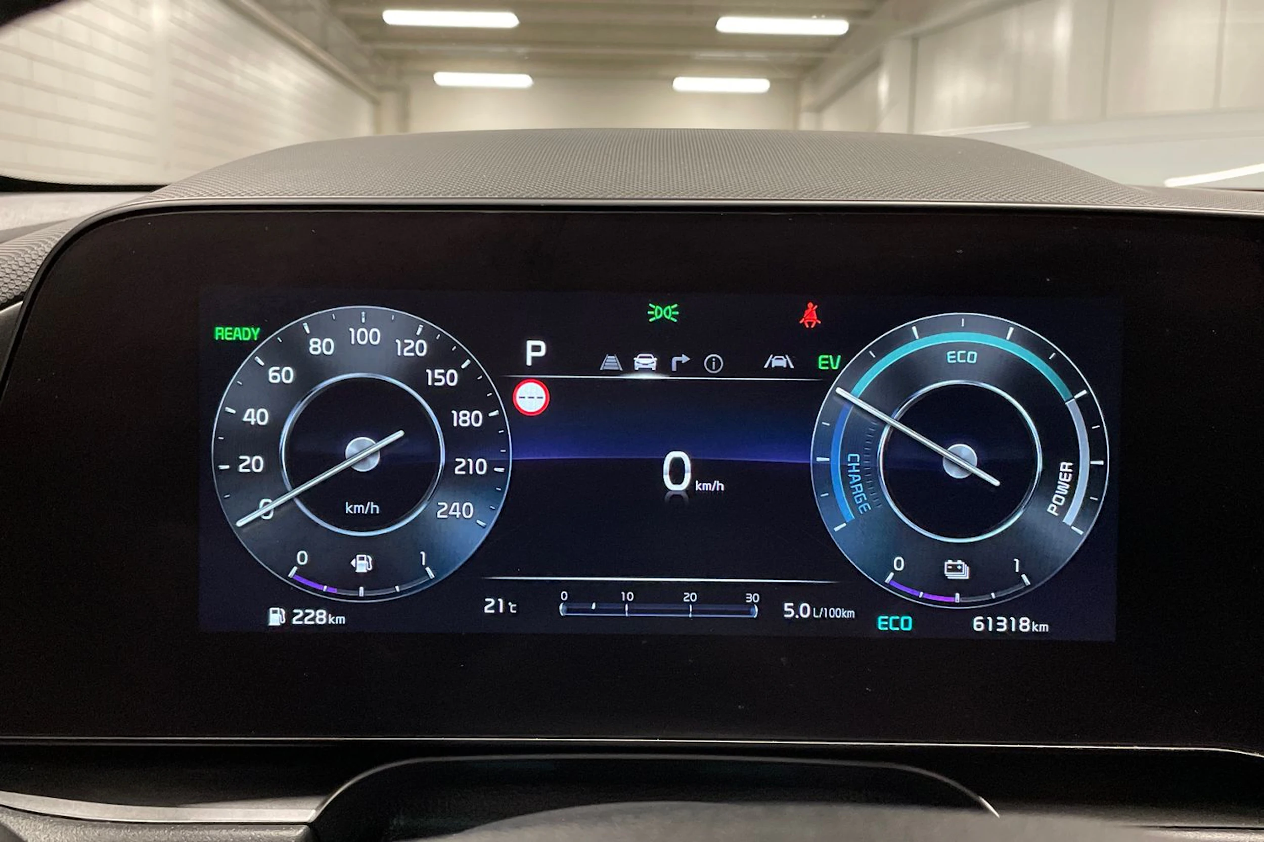 Sininen Kia Niro 2022 kuva 17.