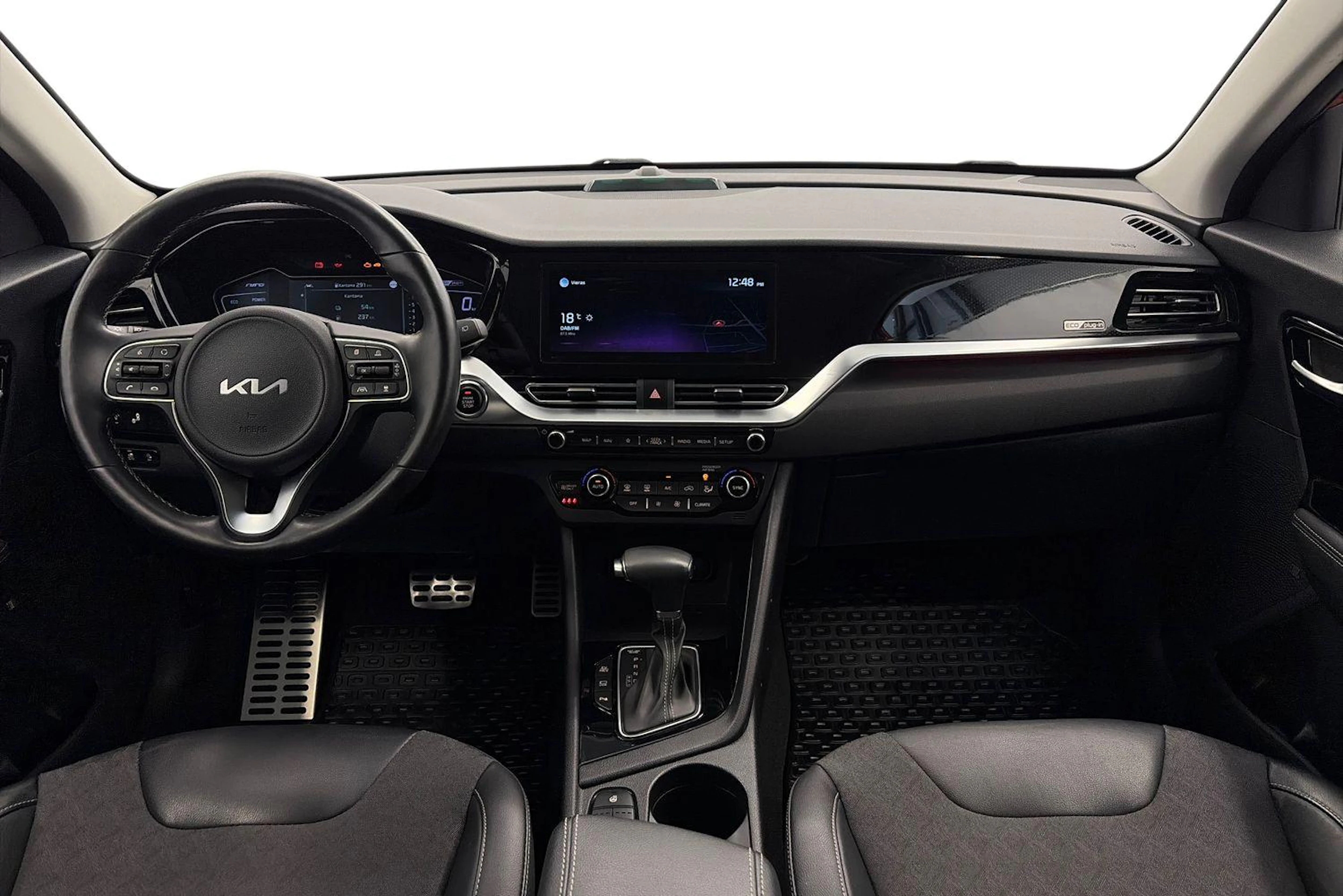 punainen Kia Niro 2022 kuva 7.