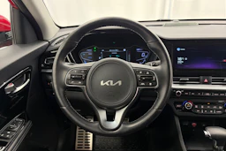 punainen Kia Niro 2022 kuva 13.