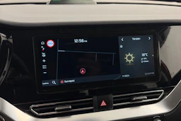 punainen Kia Niro 2022 kuva 18.