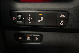 punainen Kia Niro 2022 kuva 25.