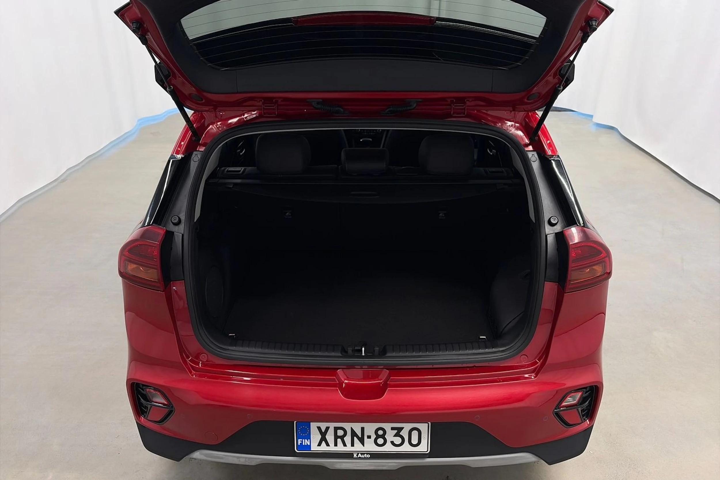 punainen Kia Niro 2022 kuva 29.