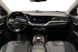 valkoinen Kia Niro 2022 kuva 7.
