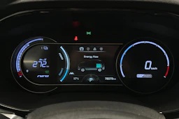 valkoinen Kia Niro 2022 kuva 16.