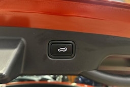 oranssi Kia Niro 2023 kuva 28.