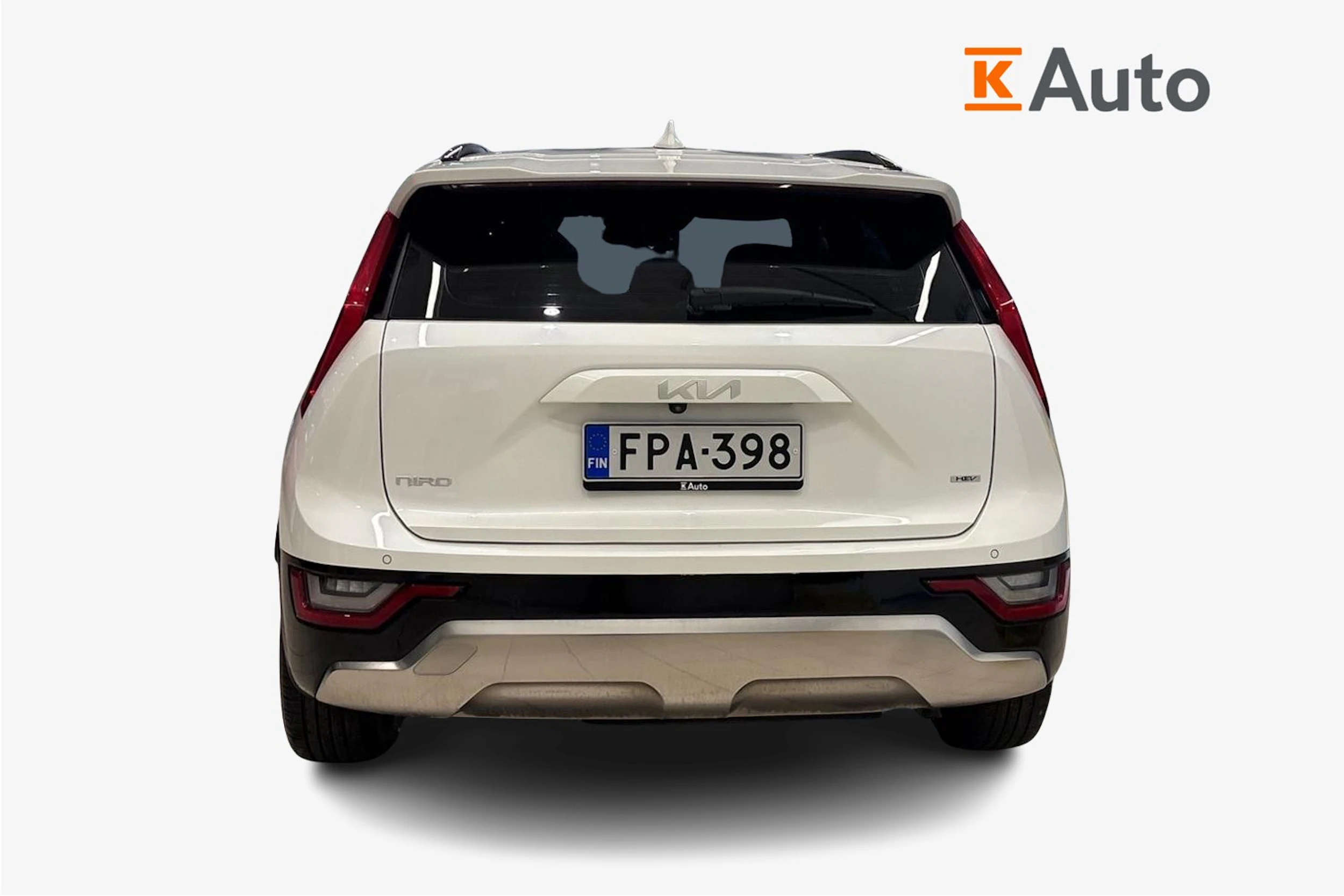 valkoinen Kia Niro 2023 kuva 4.