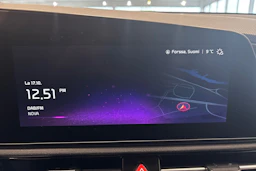 valkoinen Kia Niro 2023 kuva 20.