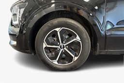 musta Kia Niro 2023 kuva 11.