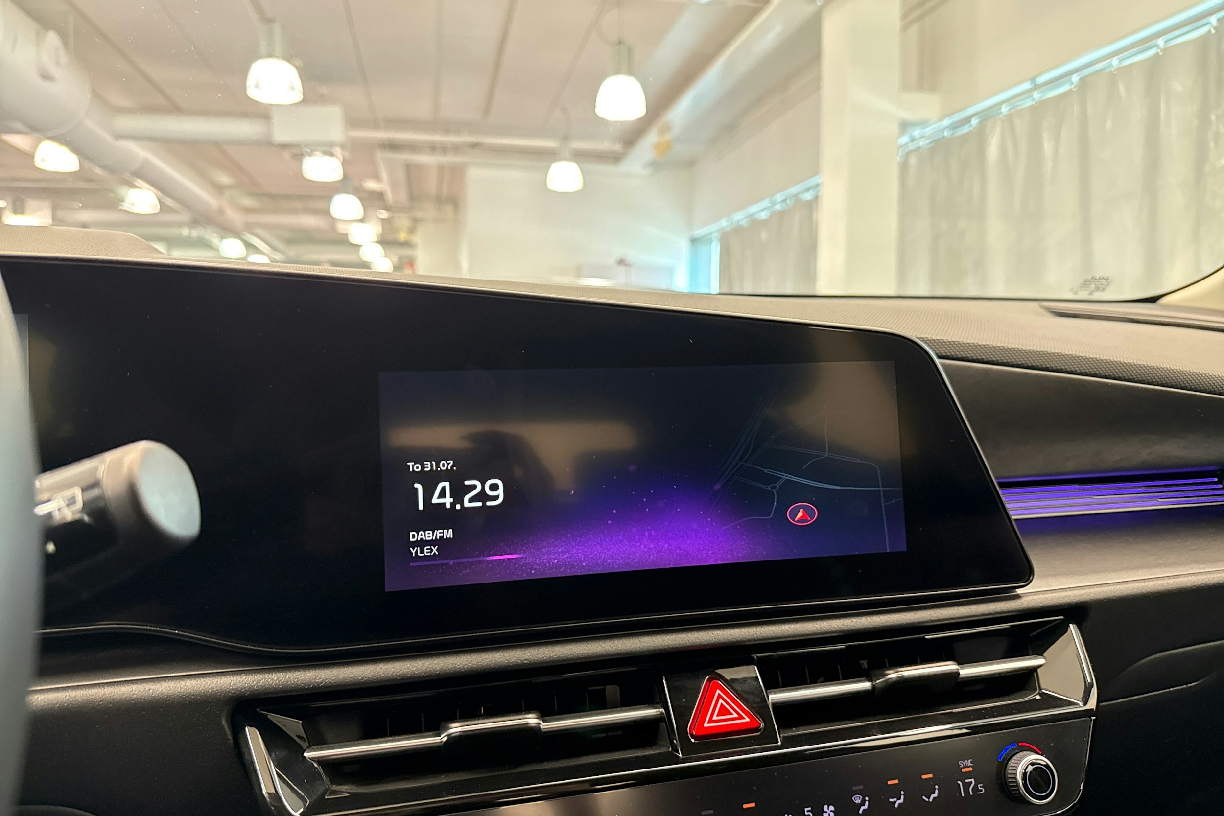 musta Kia Niro 2023 kuva 28.