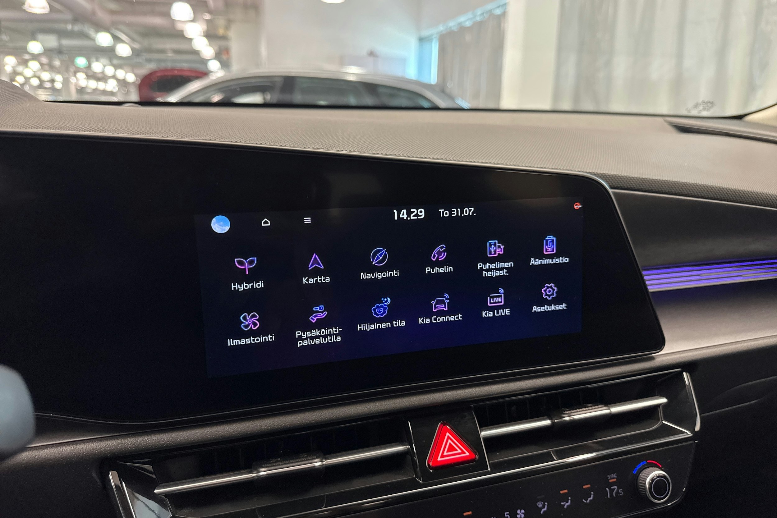 musta Kia Niro 2023 kuva 30.